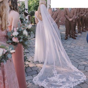 Blush One-tier Chapel Bridal Veil With Lace / Flower Detail